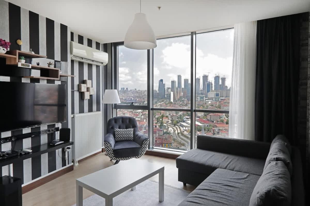 Cozy Family 2 Bedroom At Center Of Atasehir Istanboel